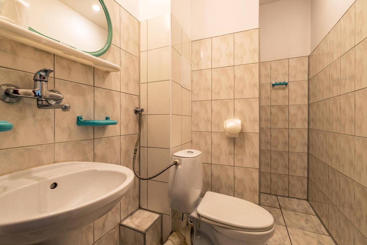 Savoy Wroclaw Hostel Bagian luar foto
