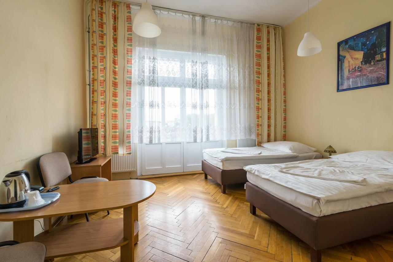 Savoy Wroclaw Hostel Bagian luar foto