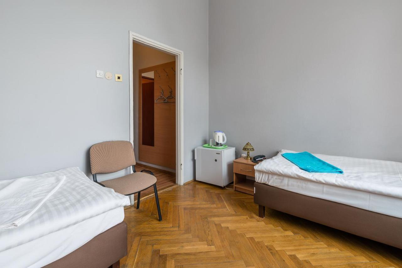 Savoy Wroclaw Hostel Bagian luar foto