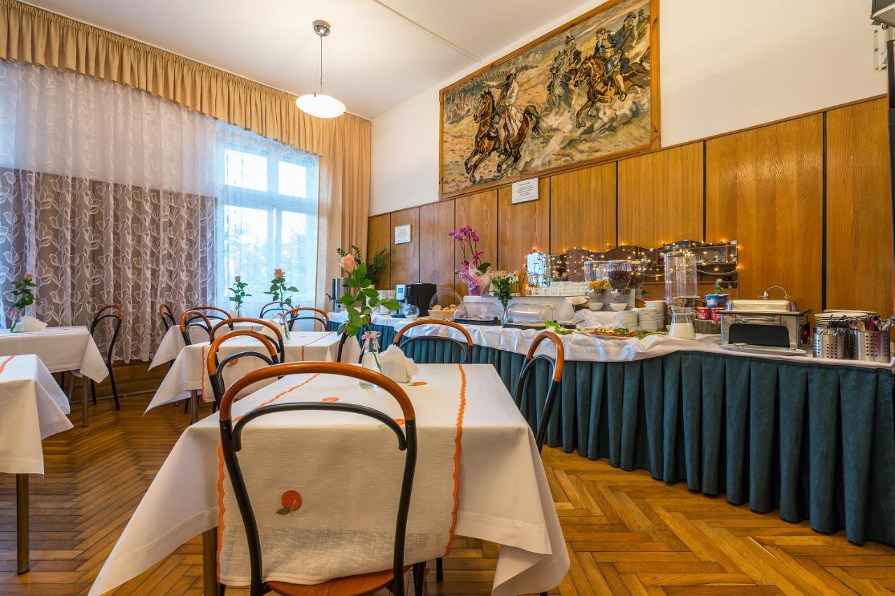 Savoy Wroclaw Hostel Bagian luar foto